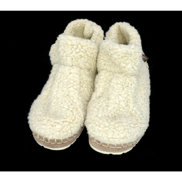 LL Bean Cozy Slipper Booties Pile Fuzzy Fleece Women's Size 8 M Natural Sherpa - Picture 2 of 5